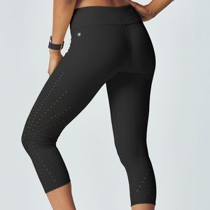 Fabletics Angela capri black size L
